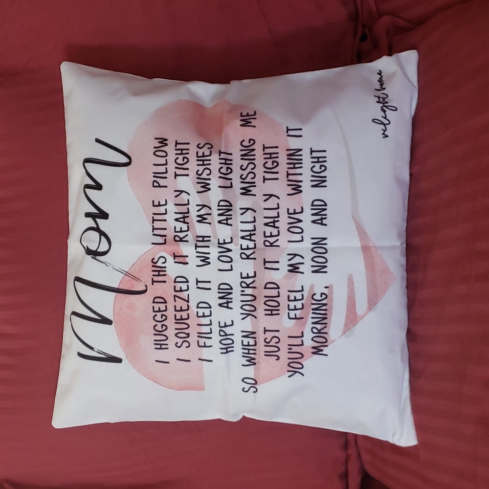 MOM pillowcase 18x18